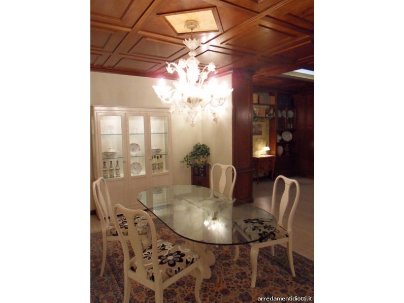 https://www.outletarredamento.it/img/illuminazione/lampadario-in-vetro-dorato-di-murano-in-offerta_N1_138722.jpg