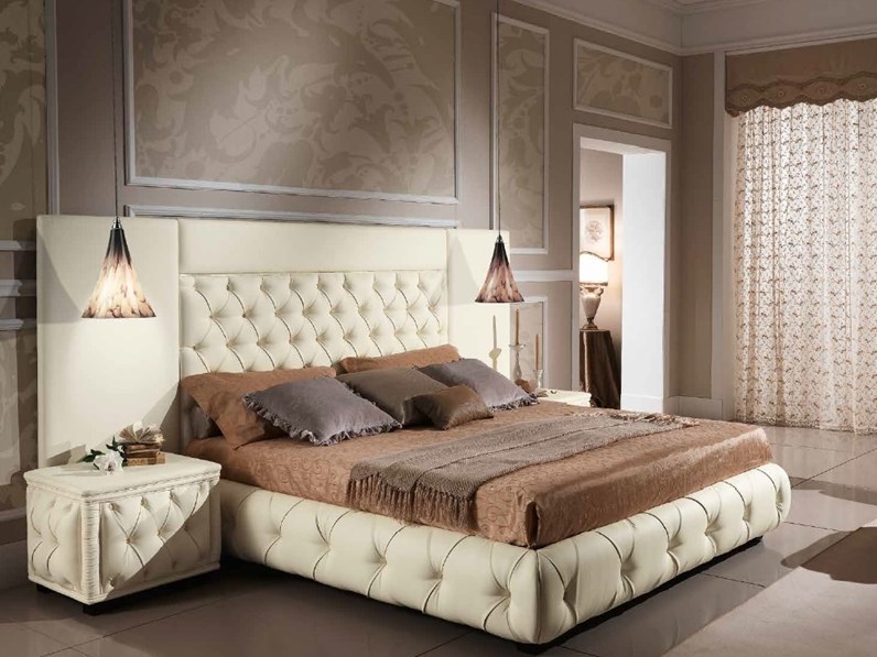 Letto Classico Letto Imperiale Pelle Luxury Italia Md Work Con Uno Sconto Esclusivo