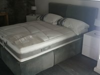 Letto Compagnia della notte Letto imbottito compagnia della notte ... Letto Compagnia della notte Letto imbottito compagnia della notte ...