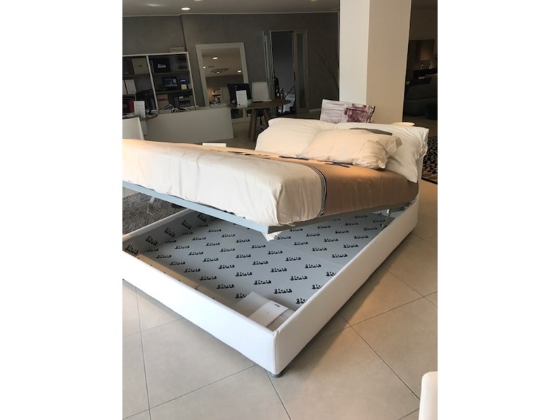 letto con contenitore flou