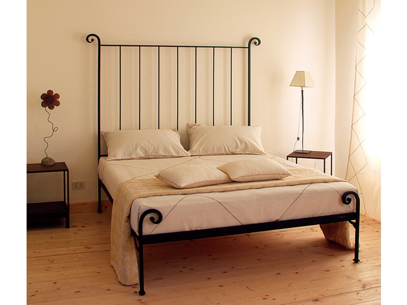 LETTO FERRO BATTUTO OCCASIONE LETTO FERRO BATTUTO OCCASIONE