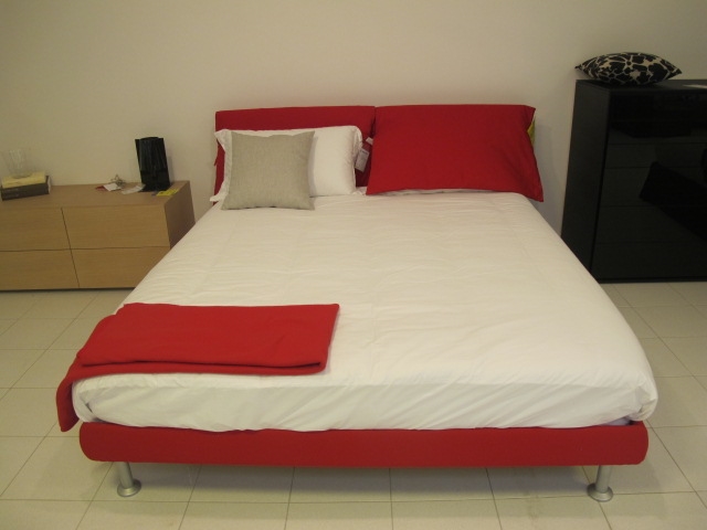 Letto Flou Nathalie sottocosto scontato del -46 % - Letti ...