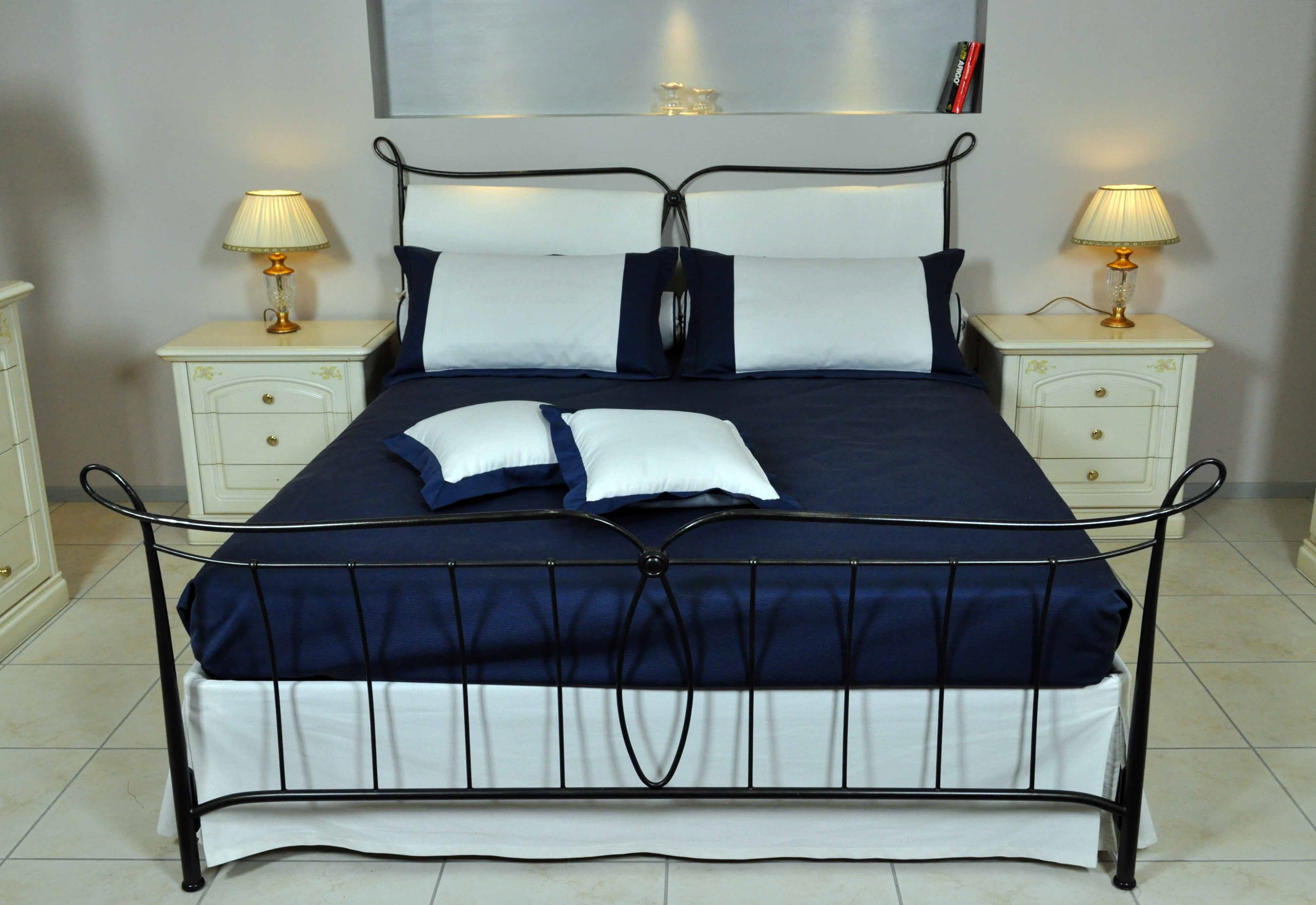 Letto Matrimoniale Con Contenitore Prezzi