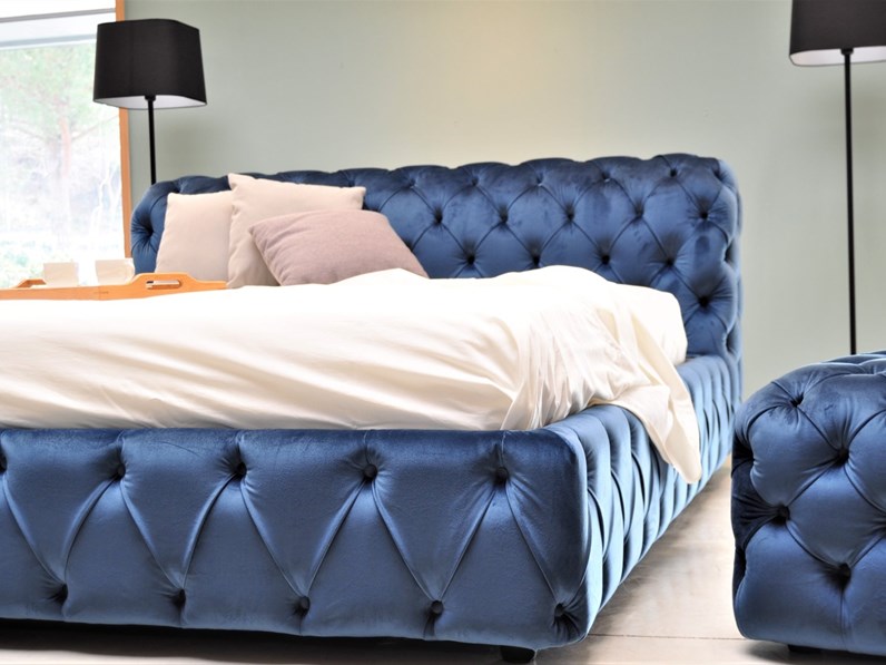 Letto Matrimoniale 170x200.Letto Matrimoniale Classico Capitonne Con Contenitore Artigianale