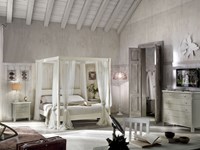 Letto Letto con baldacchino mod.sissi scontato del -40 % Letto Letto con baldacchino mod.sissi scontato del -40 %