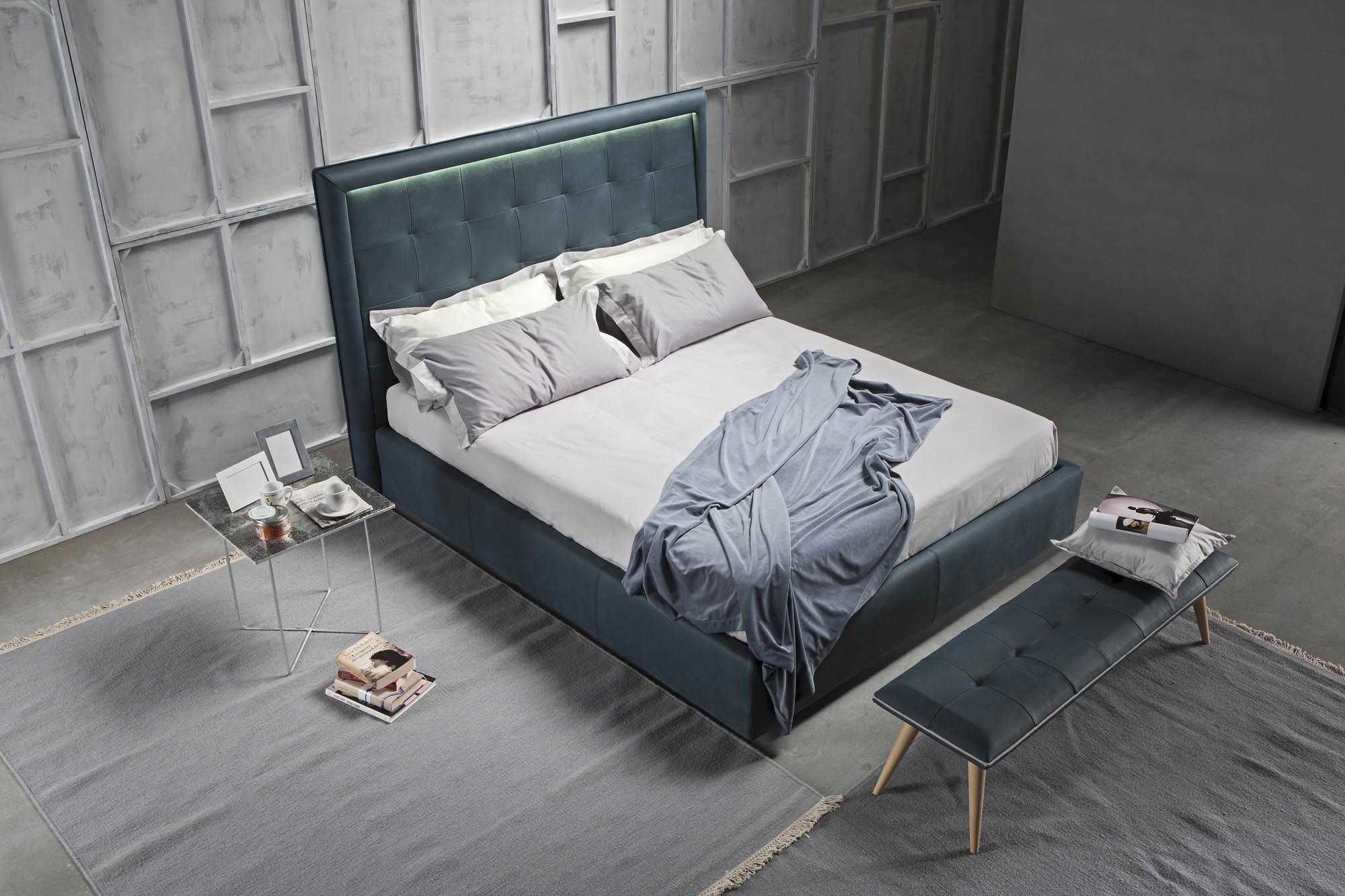 Letto matrimoniale con contenitore e testata con luce LED Novaluna