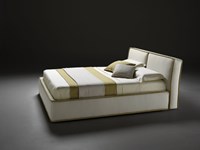 Letto matrimoniale imbottito Light di Samoa Bside