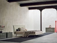 Letto matrimoniale con giroletto Como