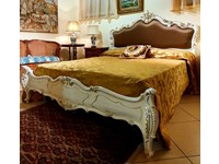 letto matrimoniale in massello di noce laccato bianco scontato del 52%