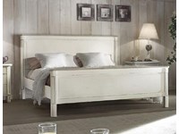 Letto matrimonaile in style schabby chic colore bianco liscio opaco stile classico arte povere di bassano