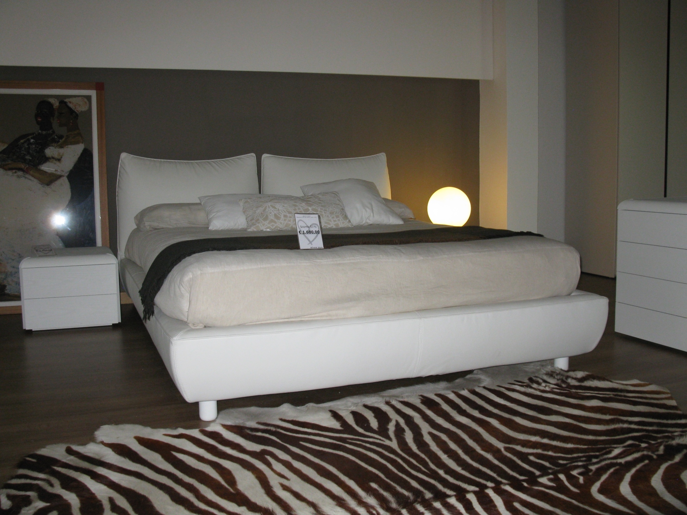 https://www.outletarredamento.it/img/letti/letto-monique-con-box-contenitore_O1.jpg