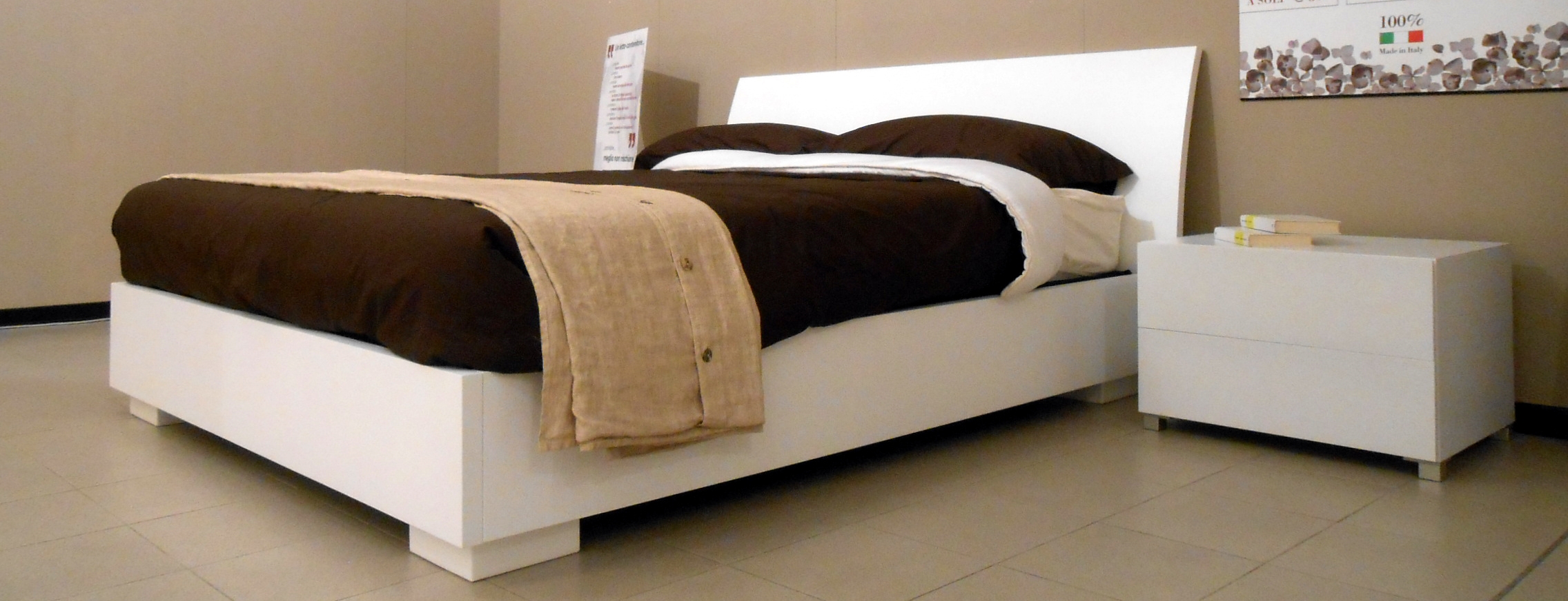 Letto Contenitore Con Piedi / LETTO MATRIMONIALE CON CONTENITORE IN ECOPELLE CAMERA DA ... - E puoi pagare in tutta sicurezza con paypal.