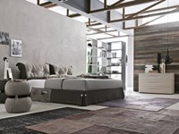 Letto matrimoniale in tessuto modello Amami di Tomasella