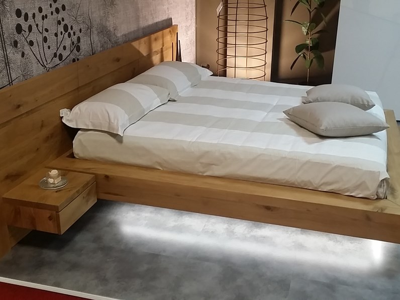 Letto Matrimoniale Basso In Legno