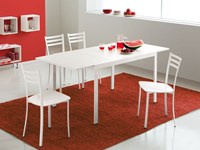 Sedia Connubia modello Ace. Sedia con struttura in bianco ottico opaco e sedile in bianco ottico opaco.
