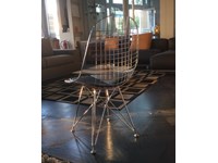 SEDIA EAMES DESIGN IN ACCIAIO CROMATO LUCIDO E CUSCINETTO IN PELLE