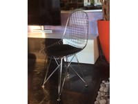 SEDIA EAMES DESIGN IN ACCIAIO CROMATO LUCIDO E CUSCINETTO IN PELLE