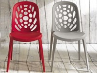 Sedia di Stones modello Holes