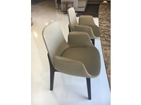 Poliform sedie in pelle Ventura in pelle con braccioli scontate del 43%