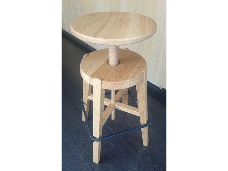 Sgabello Regolabile Legno : Design paolo cappello sgabello in legno con seduta a vite