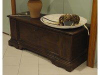 Cassapanca classica in legno scontata del -70%