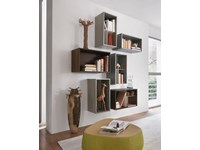 Composizione soggiorno SAN GIACOMO design modello LAMPO L5C01 composta da elementi Open in rovere termotrattato e laccato opaco ardesia . Dimensione della composizione come foto: Lunghezza 137 cm, Profondità 35,4cm, Altezza 183 cm. Scontata del -40%. Offerta Outlet Mobilgross Seveso