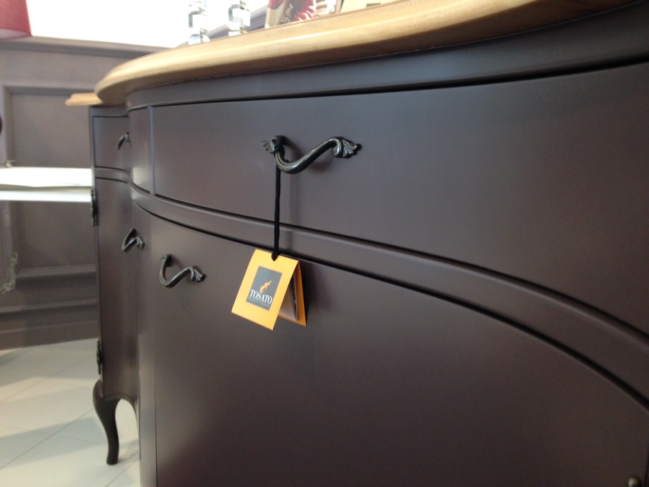 Credenza legno massello art. 23.21 laccato panarea/legno naturale ... Credenza in legno massello