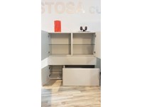 Credenza Quadra, esposizione.