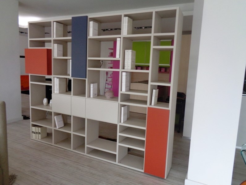Doimo CityLine Soggiorno Libreria over citylife passante bifacciale ... Doimo CityLine Soggiorno Libreria over citylife passante bifacciale ...