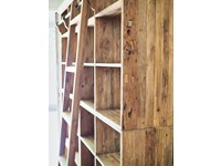 LIBRERIA MODULARE IN LEGNO DI NOCE SUAR