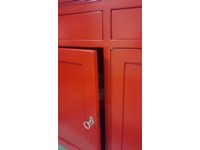 Madia in legno laccata a mano