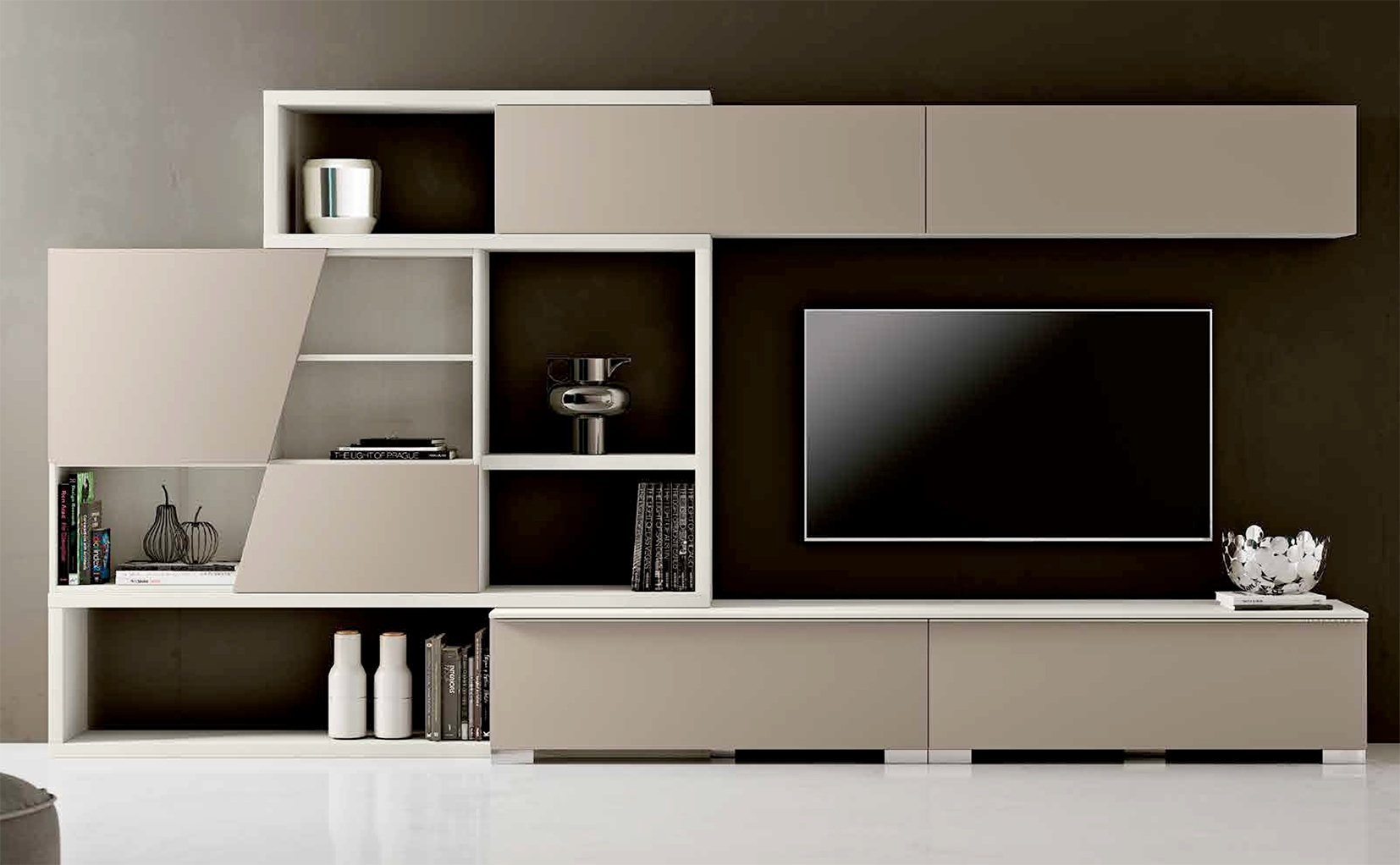 mobile alto per soggiorno