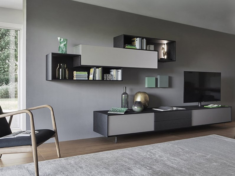 Parete attrezzata Lampo di Sangiacomo in stile design a prezzo ribassato Parete attrezzata Lampo di Sangiacomo in stile design a prezzo ribassato