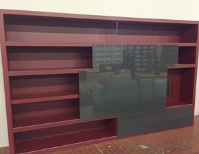 Parete attrezzata maronese Parete attrezzata maronese