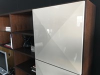 Parete tv soggiorno Besana modello Globe ante prisma