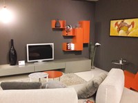 Parete soggiorno Casablanca ecomalta e laccato arancio