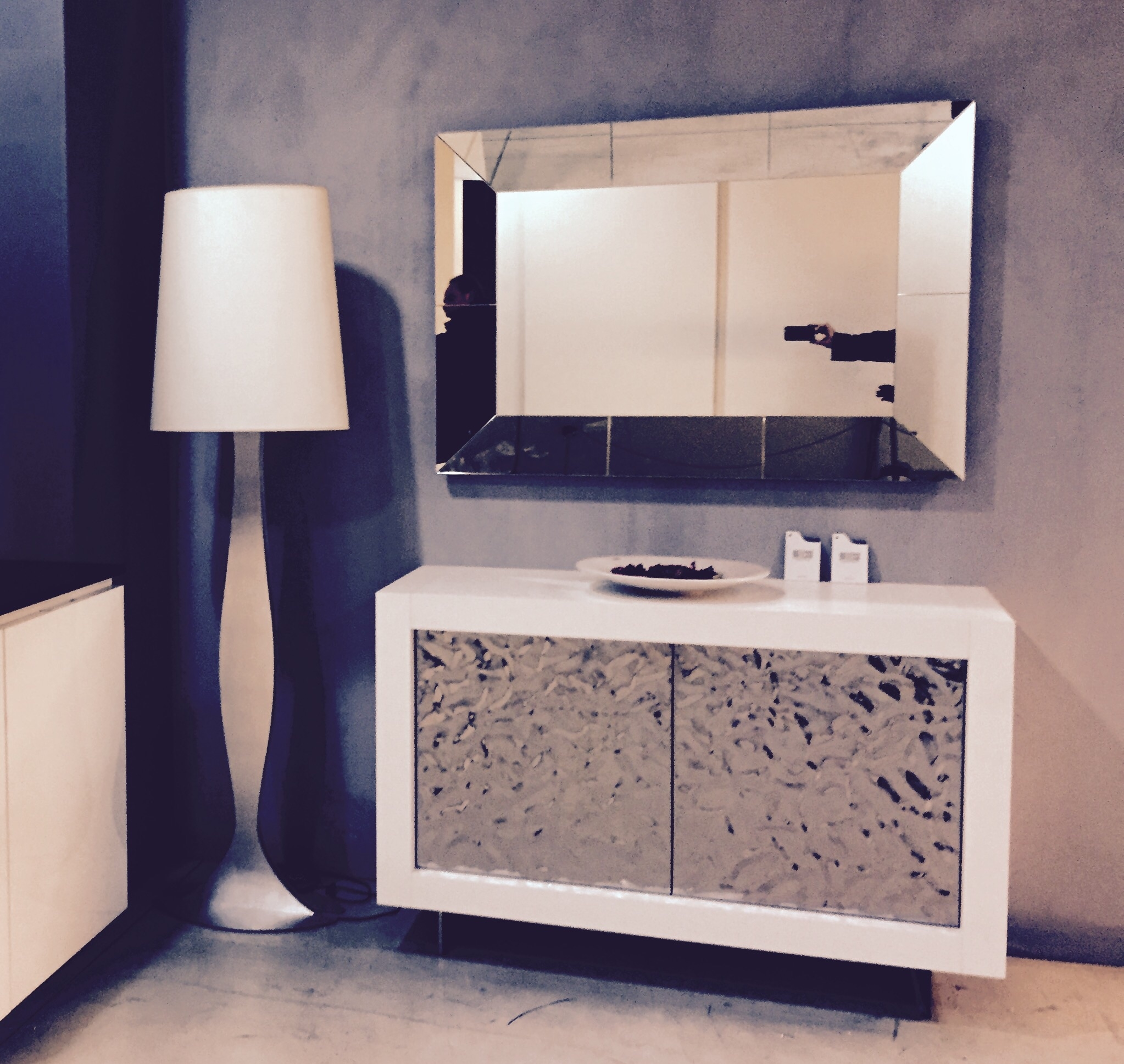 Riflessi soggiorno picasso credenza scontato del 41 % soggiorni ... Librerie da ingresso riflessi