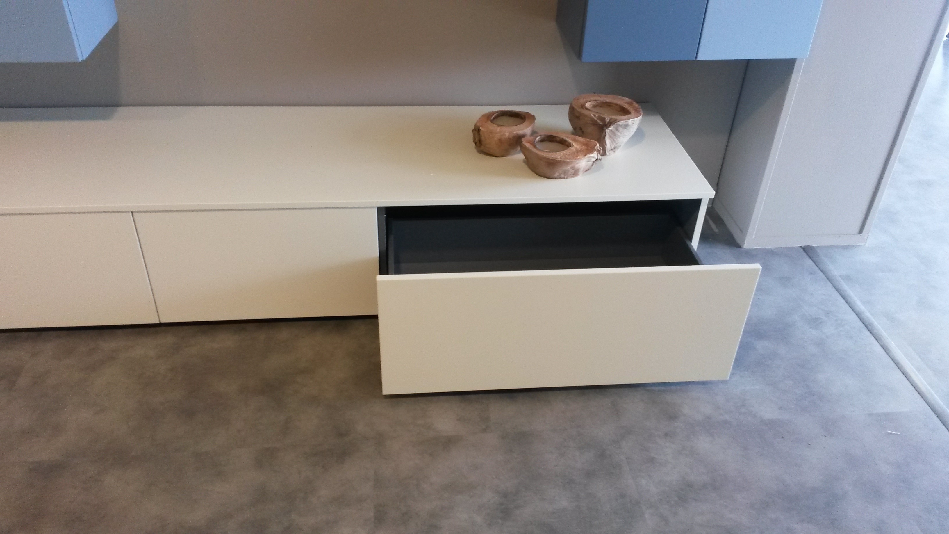 Soggiorno alf mobile porta tv laccato opaco soggiorni a prezzi ... Mobili bagno porta tv