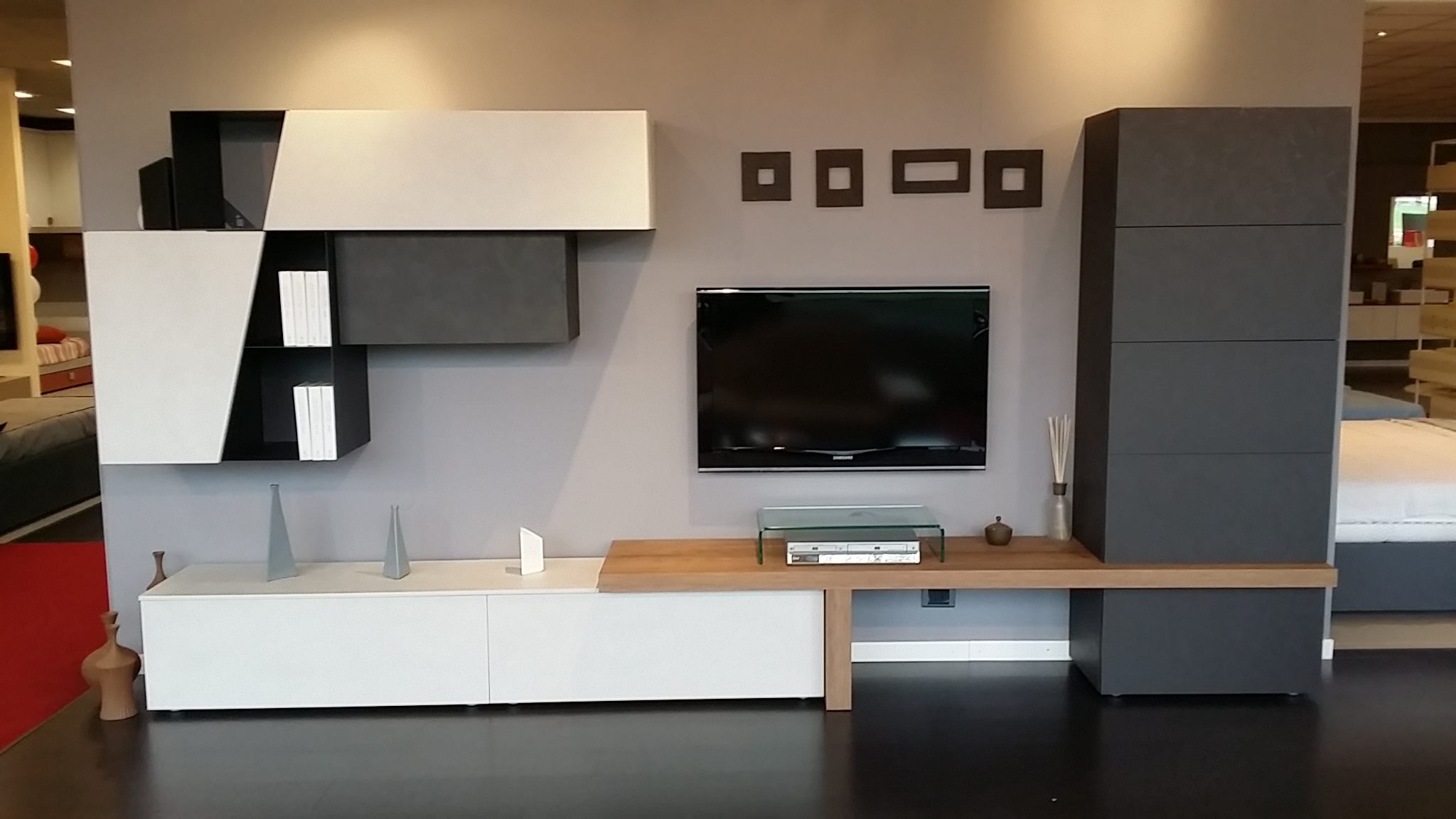 Soggiorno compas atlante porta tv soggiorni a prezzi scontati Comò da soggiorno