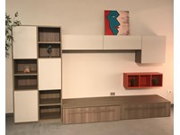 Soggiorno Mobil Spa con libreria vista frontale