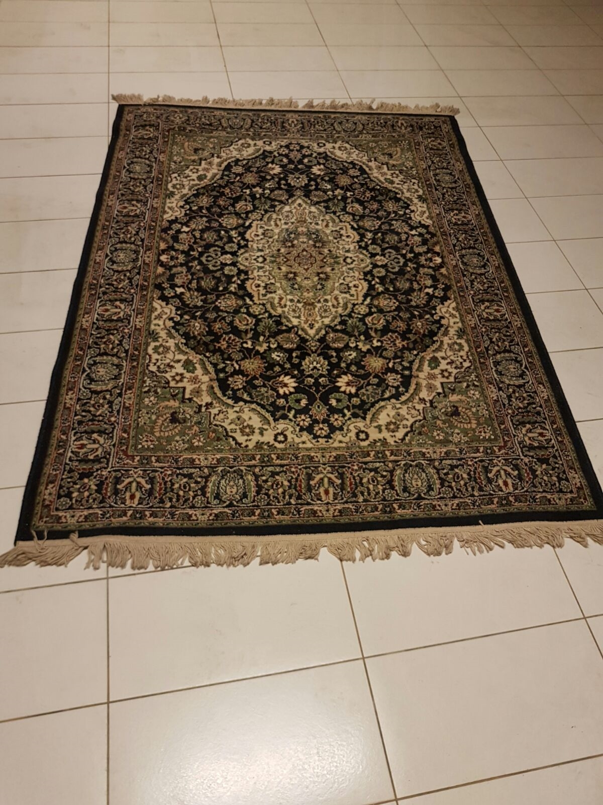 Outlet Tappeti outlet tappeti classici tappeti a prezzi scontati Outlet Tappeti outlet tappeti classici tappeti a prezzi scontati