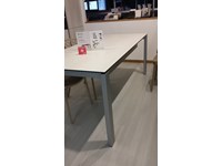 tavolo modello baron in ceramica