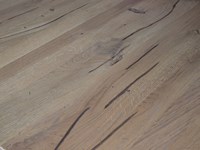 tavolo master in legno vicino a padova