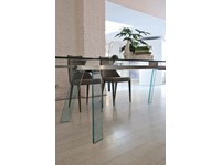 MIDJ Tavolo Toronto Allungabile Cristallo con Struttura Cristallo, Poltroncina Midj Sharon