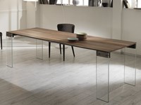 Tavolo allungabile con gambe vetro