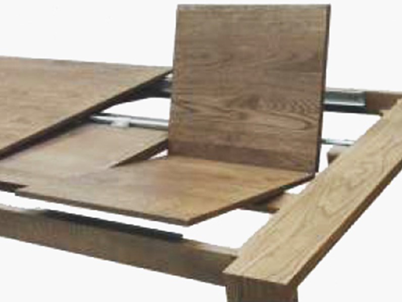 Tavolo allungabile in legno massello 140/204 cm Tavolo allungabile in legno massello 140/204 cm