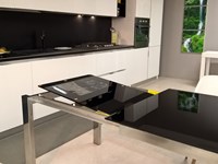 Tavolo Calligaris scontato in vetro modalitą allunga