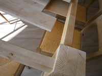 Tavolo in legno artigianale