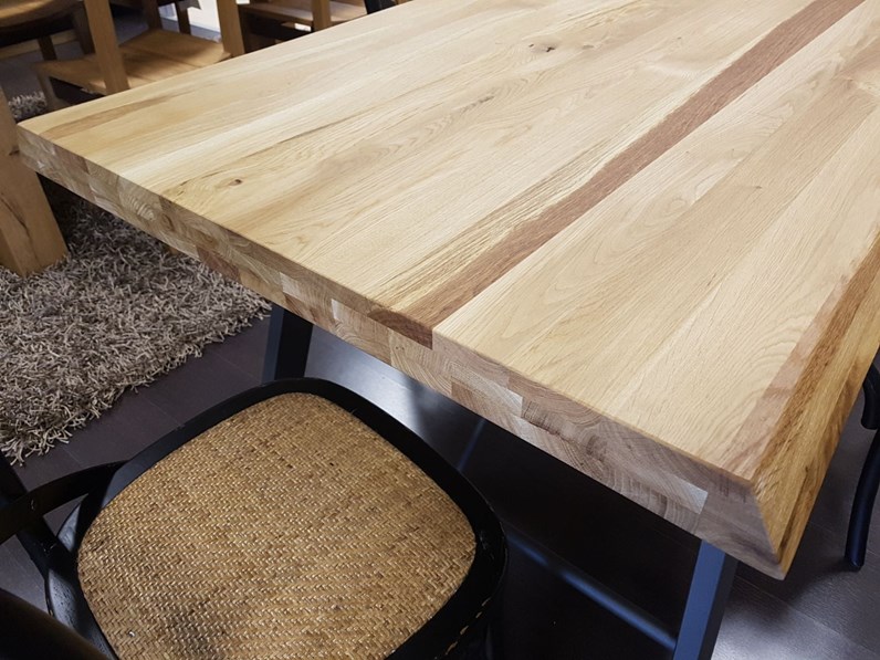 Tavolo in Rovere Scortecciato fisso spessore 6 cm.