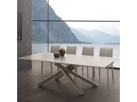Tavolo Laseggiola modello Infinity